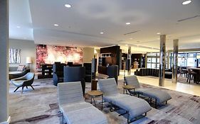 Courtyard By Marriott Columbus Osu Hotel Exterior photo